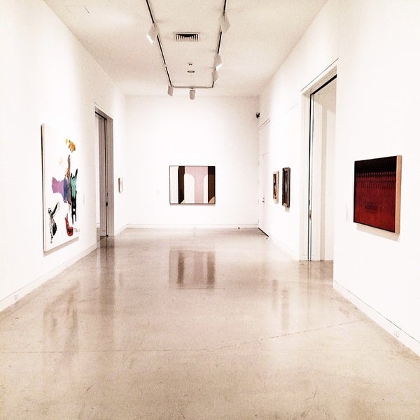 2/9/2014 tarihinde Pattie C.ziyaretçi tarafından Orange County Museum of Art'de çekilen fotoğraf