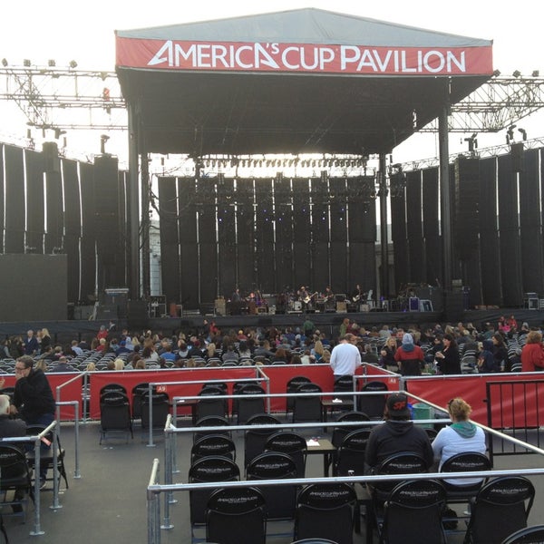Снимок сделан в America&#39;s Cup Pavilion пользователем Jack W. 7/19/2013