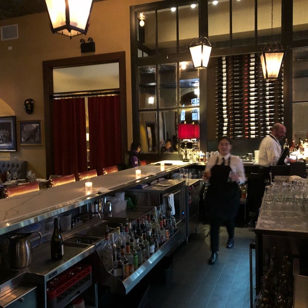 2/19/2018 tarihinde Paul G.ziyaretçi tarafından Chicago Firehouse Restaurant'de çekilen fotoğraf