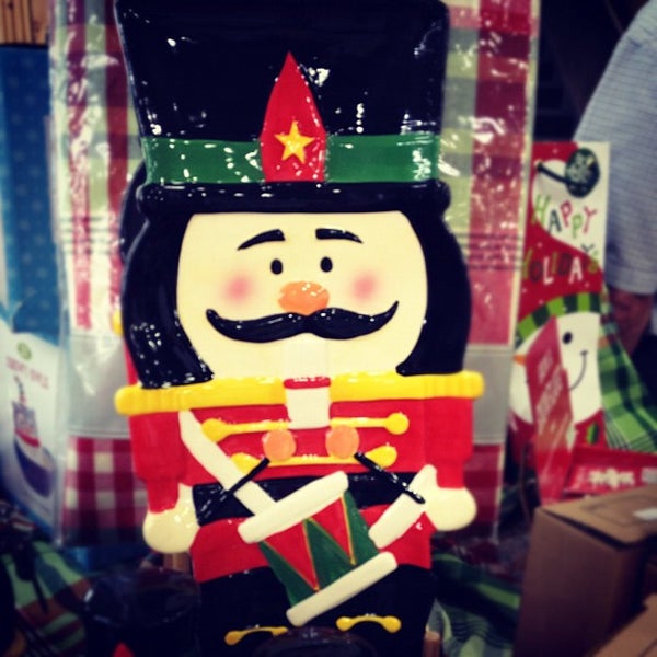 Orson Gygi 3500 S 300 W