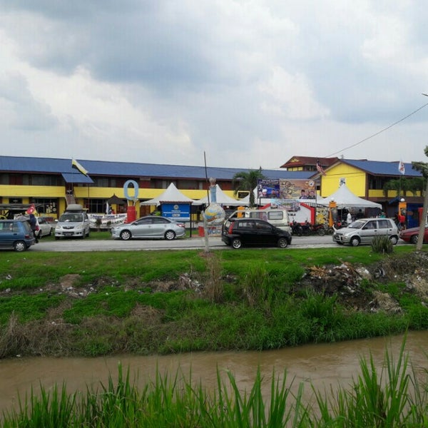 Smk Sultan Abdullah Chenderong Balai High School