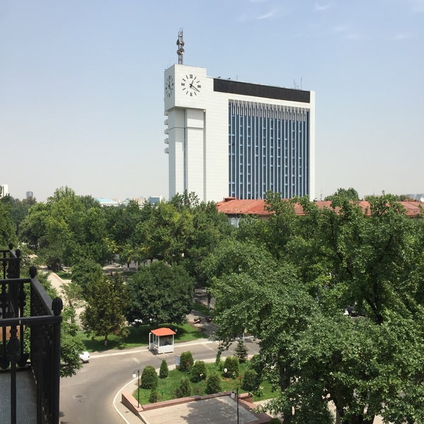รูปภาพถ่ายที่ Lotte City Hotel Tashkent Palace โดย Igor A. เมื่อ 6/19/2015