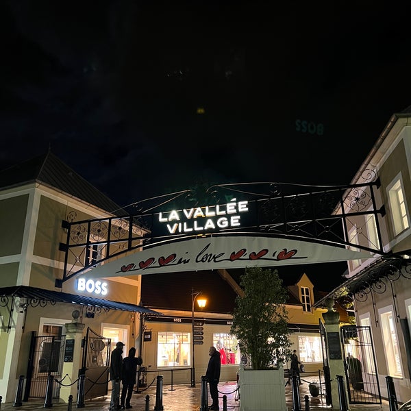 2/22/2024 tarihinde ▫️ziyaretçi tarafından La Vallée Village'de çekilen fotoğraf