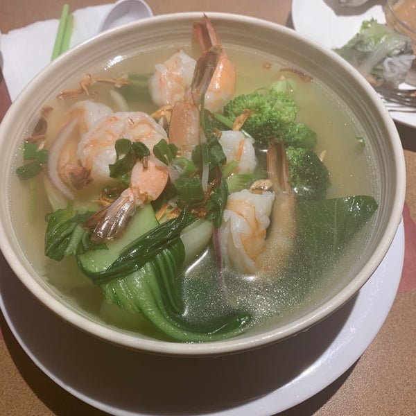 Photo taken at Green Papaya by bahar on 3/23/2019