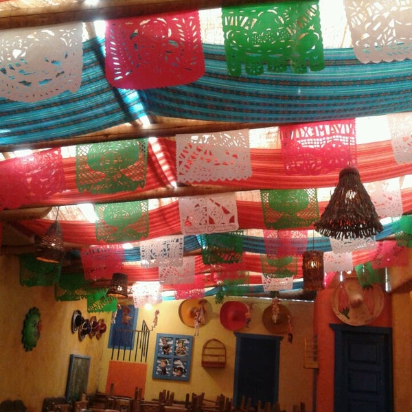 รูปภาพถ่ายที่ Totopos Gastronomia Mexicana โดย Magda Q. เมื่อ 3/19/2013