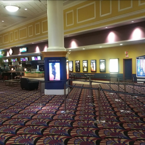 Fotos en City Center 15 Cinema de Lux White Plains, NY