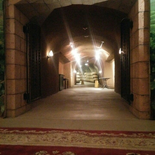 Young Inglewood Vineyards Winery in Saint Helena