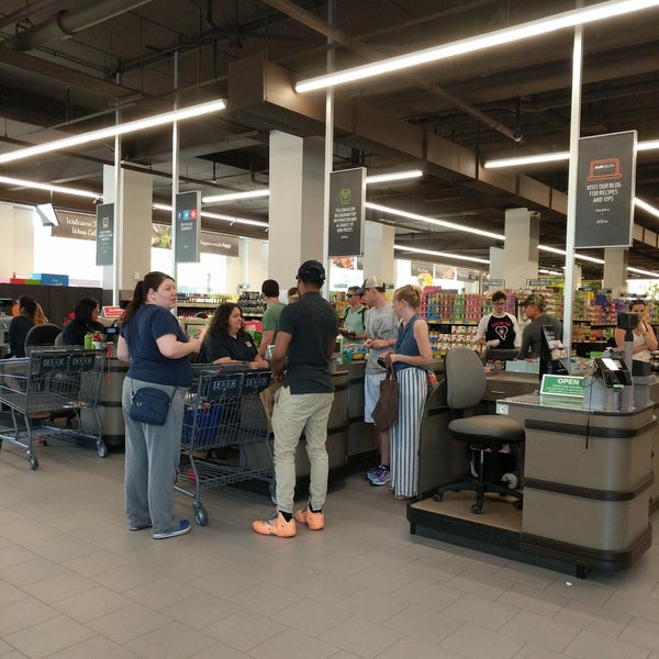 ALDI Bucktown 1753 N Milwaukee Ave