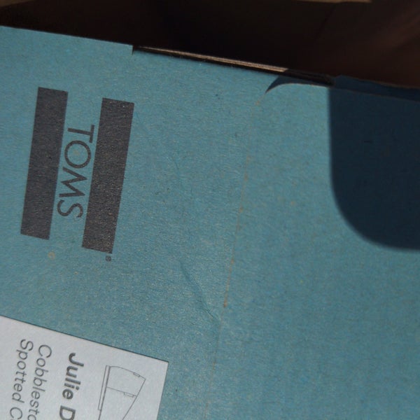 TOMS Chicago Shoe Store in Chicago