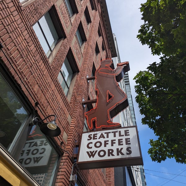 Снимок сделан в Seattle Coffee Works пользователем Terrence 6/8/2023