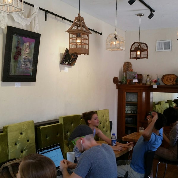 9/11/2017にTerrenceがSongbird Coffee &amp; Tea Houseで撮った写真