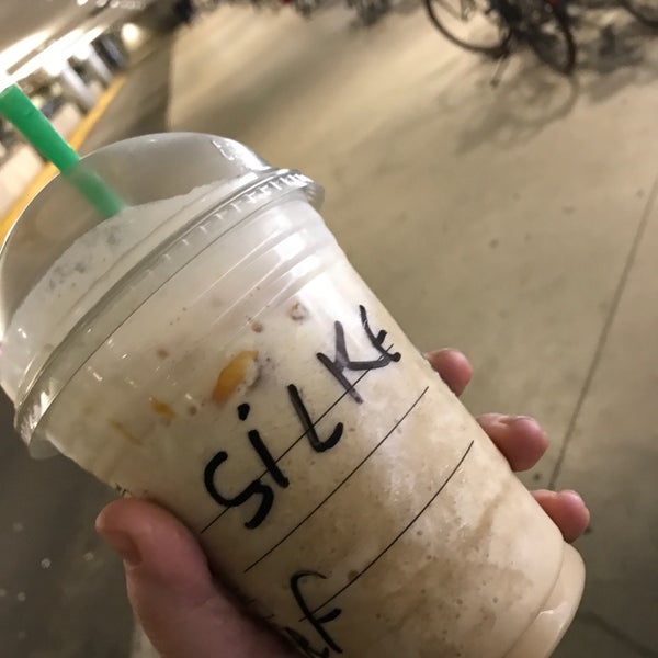 2/7/2019 tarihinde Silke H.ziyaretçi tarafından Starbucks'de çekilen fotoğraf