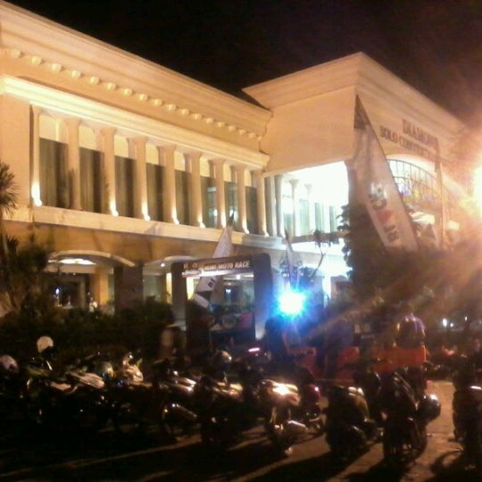 Diamond Solo Convention Center - Pusat Konvensi