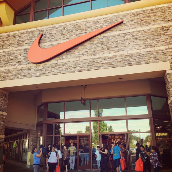 Nike Factory Store - Woodburn. Woodburn, OR.
