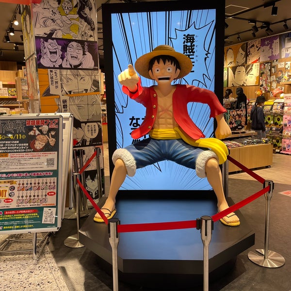 Photos At ジャンプショップ 大阪心斎橋店 心斎橋 大阪市 大阪府
