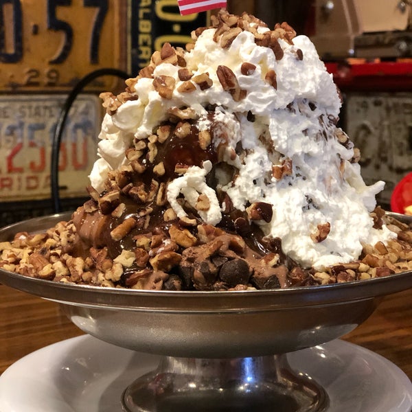 Turtle Sundae: you HAVE TO try this