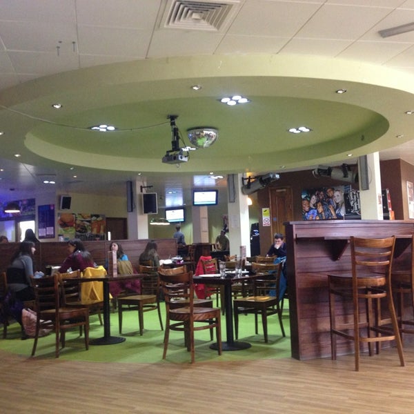 Бар су. Лофт 1905 года москва. Су бар жирдэ. Пабы америка пул. Бар су.