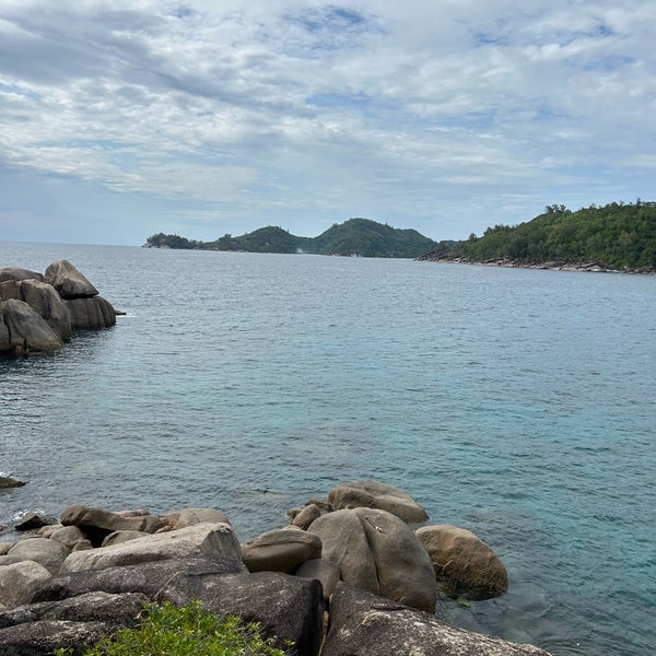 Anse Takamaka
