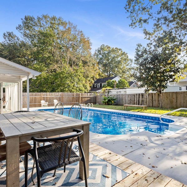 Luxe Group SC, LLC Estates and Homes Downtown Charleston