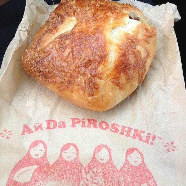 9/24/2014にMike Y.がAnda Piroshkiで撮った写真