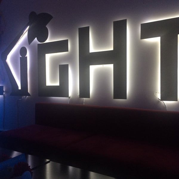 Light lounge ул чехова 61а фото The Light Lounge Chinatown 4 tips