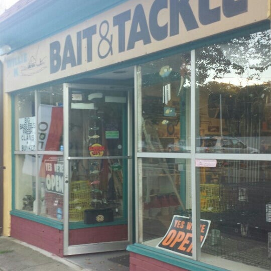 Willie K's Bait And Tackle - Hobby Store