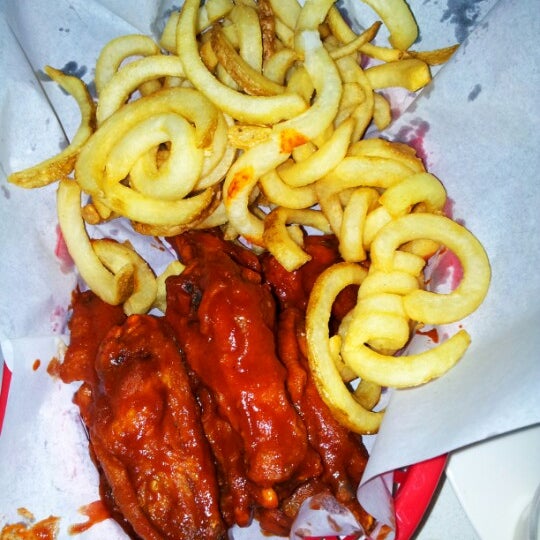 Photo taken at Hot Wings Cafe by Frederick M. on 2/17/2013
