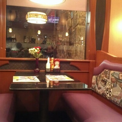 11/8/2012にMary-Kate S.がMonarch Dinerで撮った写真