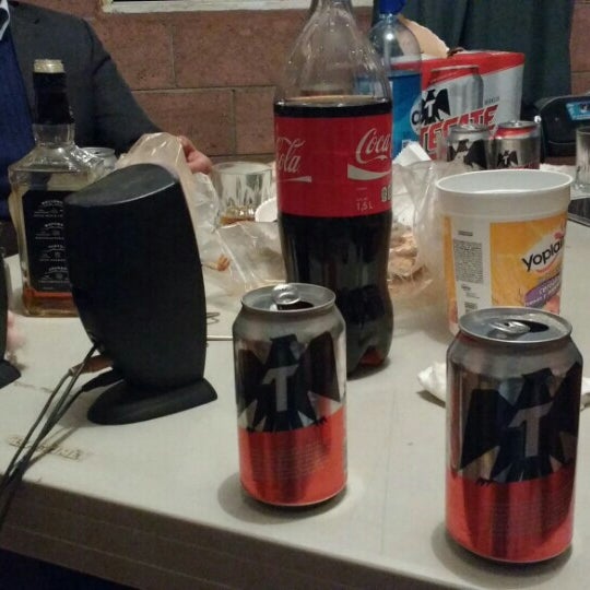 Influencia Una Buena Amiga Cuerda Lata Coca Cola Adrian Petrolero influencia-una-buena-amiga-cuerda-lata-coca-cola-adrian-petrolero