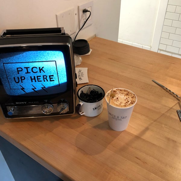 Foto diambil di Smith &amp; Tait Coffee Bar oleh R pada 1/16/2019