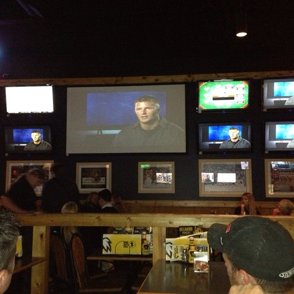 Buffalo Wild Wings Wings Joint