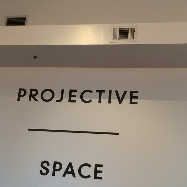 Foto tirada no(a) Projective Space por Winston &quot;Stone&quot; F. em 5/7/2015