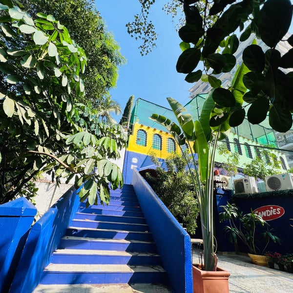 Candies Bandra West 240 tavsiye