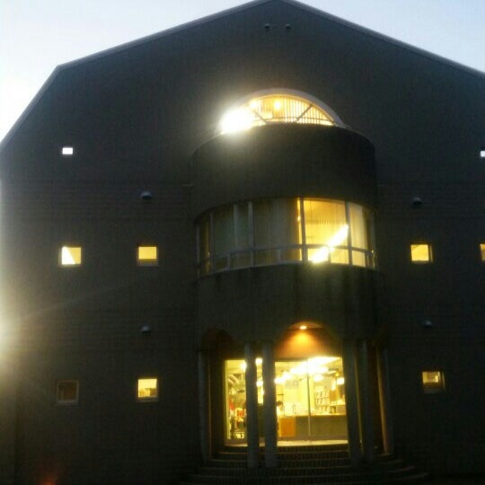 北里大学 教養図書館 相模原 南区北里1 15 1