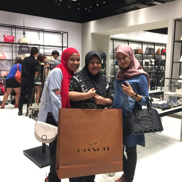 design village coach