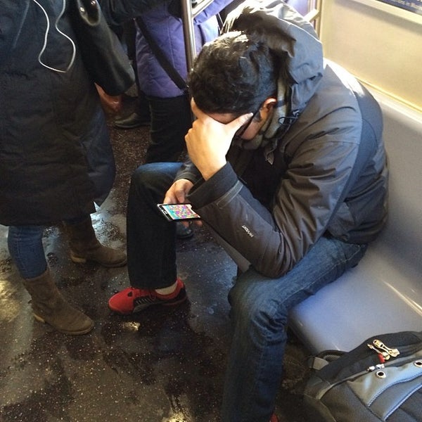 Foto scattata a MTA Subway - M Train da Grace K. il 1/29/2014