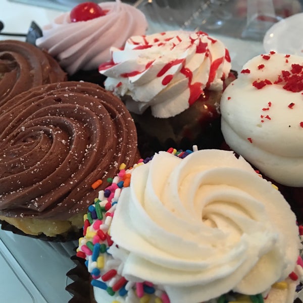 The Cupcake Shoppe Downtown Hayward 2 tips