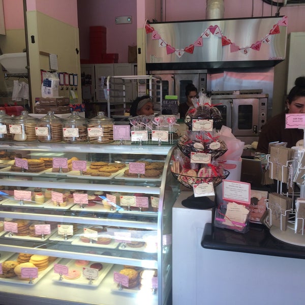 Photo taken at Teacake Bake Shop by Jessica C. on 2/14/2015