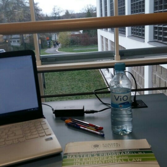 Saarländische Universitäts- und Landesbibliothek - Universität - 89 ...