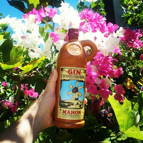 deVine Cellars 3 tips from 69 visitors