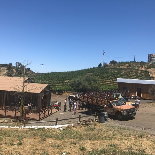 Foto scattata a Malibu Wine Safaris da Robbie J. il 6/15/2017