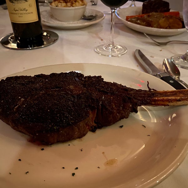 Photo taken at Bob&#39;s Steak And Chop House by Robbie J. on 11/17/2020