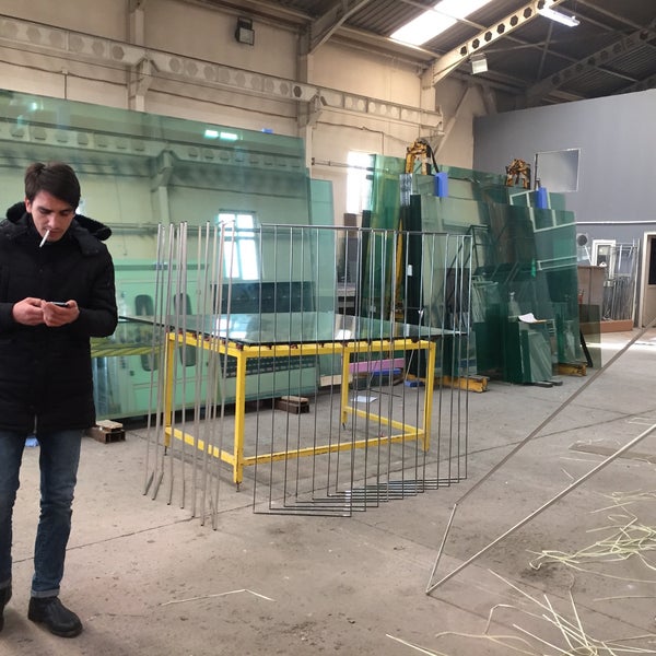 Hot world news. Старая телевизионная камера. Bbc cam. Bbc cam. Bbc cam.