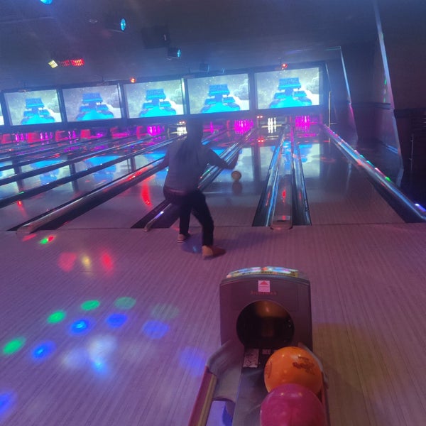 North Bowl Lanes Bowling Alley in North Attleboro