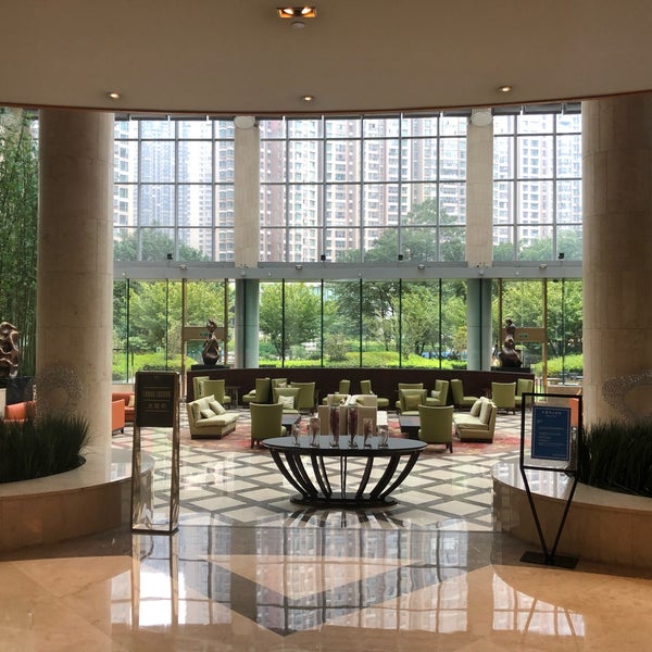 世茂滨江希尔顿 Hilton Nanjing Riverside - Hotel in 南京