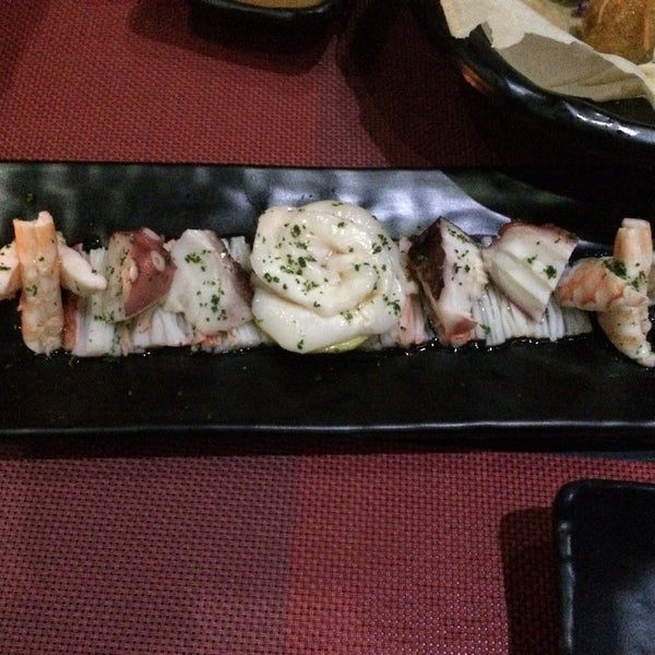 Try the Seafood sashimi bite, amazing!!!!!