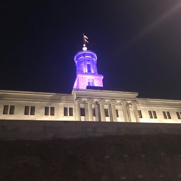 Das Foto wurde bei Tennessee State Capitol von Angie J. am 6/23/2022 aufgenommen