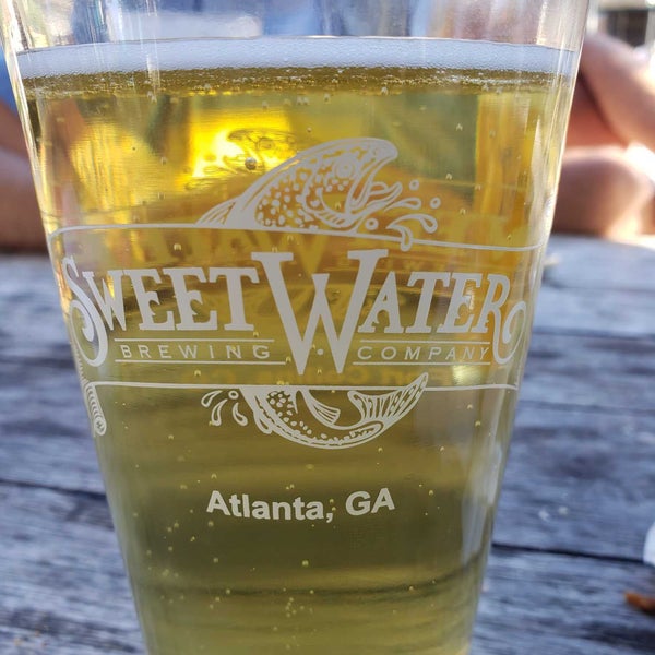 Photo taken at SweetWater Brewing Company by loveliness on 10/15/2022