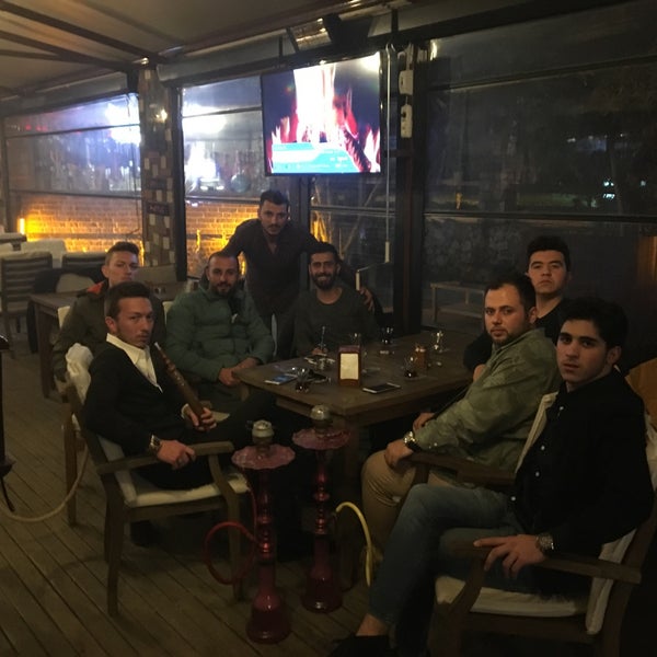 Photo taken at Kahve Diyarı &amp; Tiryaki Shisha Lounge by Edip K. on 3/7/2018