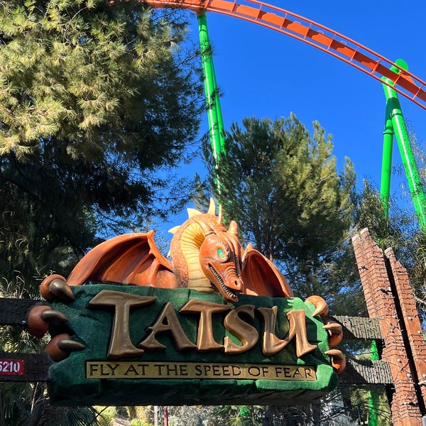 Tatsu - Six Flags Magic Mountain